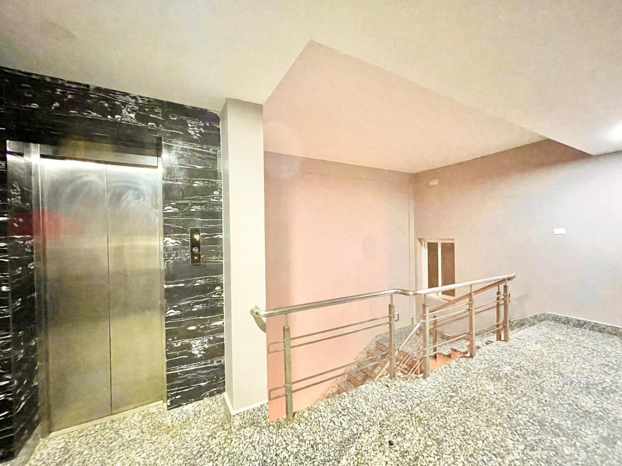 Hotel Rb International ! Puri Near-Sea-Beach-And-Temple Fully-Air-Conditioned-Hotel With-Lift-And-Card Payment Accepted-Parking-Facility, Best Hotel In Puri Exterior photo