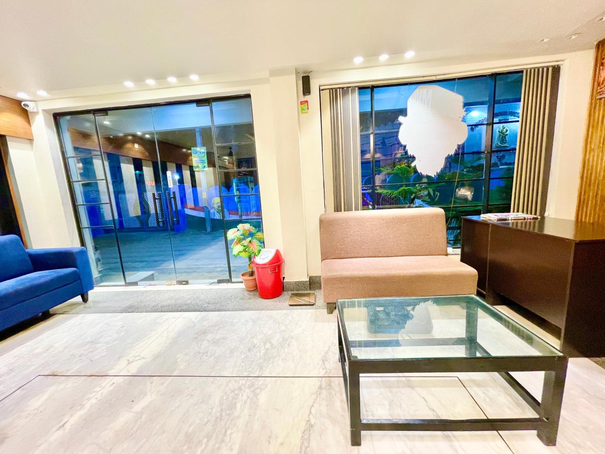 Hotel Rb International ! Puri Near-Sea-Beach-And-Temple Fully-Air-Conditioned-Hotel With-Lift-And-Card Payment Accepted-Parking-Facility, Best Hotel In Puri Exterior photo