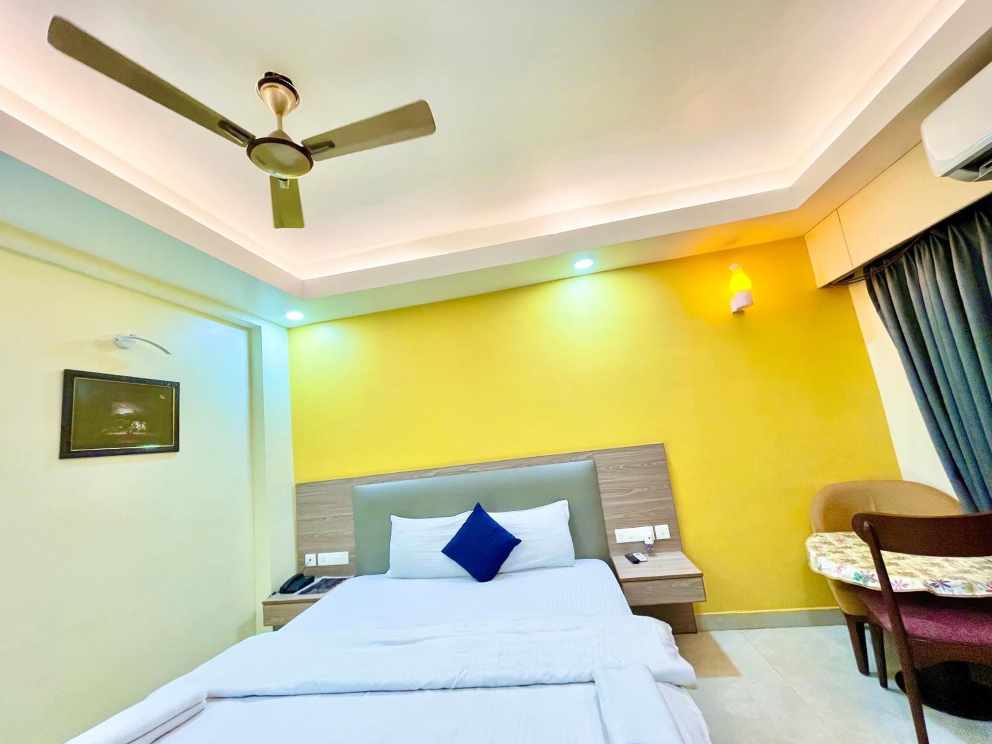 Hotel Rb International ! Puri Near-Sea-Beach-And-Temple Fully-Air-Conditioned-Hotel With-Lift-And-Card Payment Accepted-Parking-Facility, Best Hotel In Puri Exterior photo